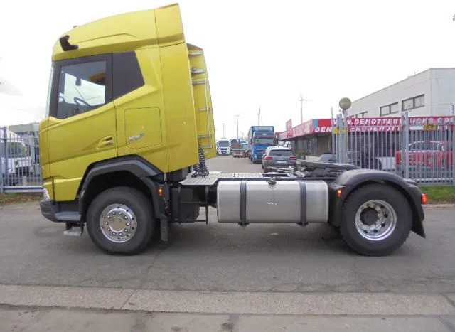 DAF XFC 530 FT DEMO KIEPHYDROLIEK MET FABRIEKS GARANTIE NL TRUCK - Trekkvogn: bilde 2 DAF XFC 530 FT DEMO KIEPHYDROLIEK MET FABRIEKS GARANTIE NL TRUCK - Trekkvogn: bilde 2