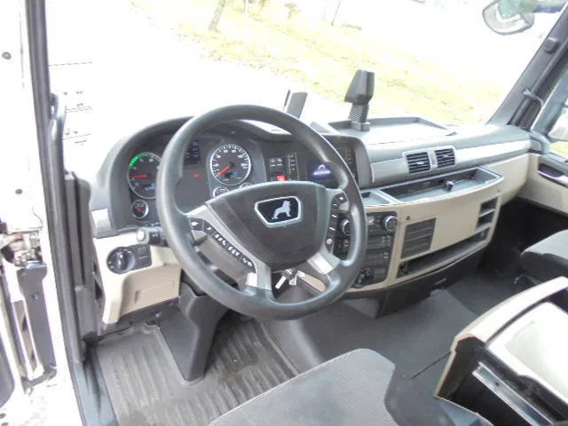 Interior photo 1: Trekkvogn MAN TGA 18.480 XXL MAX SMART TACHO 20X IN STOCK