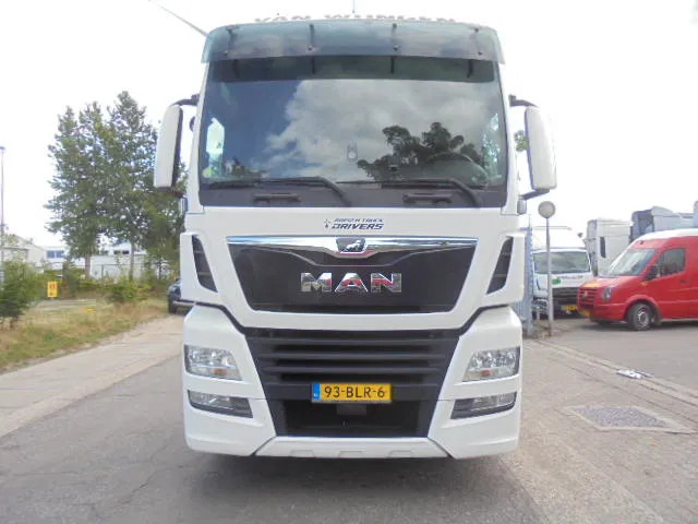 MAN TGX 26.500 XXL TUV APK 03-26 NL TRUCK 16X IN STOCK - Trekkvogn: bilde 2 MAN TGX 26.500 XXL TUV APK 03-26 NL TRUCK 16X IN STOCK - Trekkvogn: bilde 2