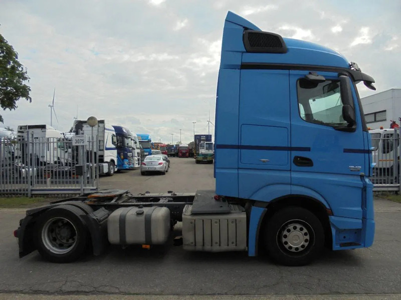 Mercedes-Benz Actros 1842 - Trekkvogn: bilde 4 Mercedes-Benz Actros 1842 - Trekkvogn: bilde 4
