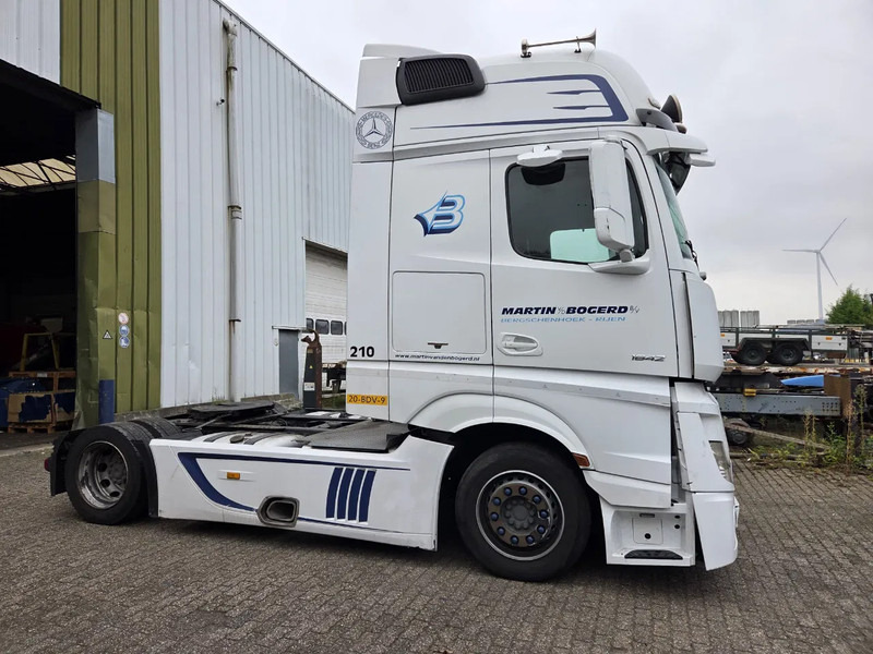 Mercedes-Benz Actros 1842 LS CABINE SCHADE NL TRUCK - Trekkvogn: bilde 3 Mercedes-Benz Actros 1842 LS CABINE SCHADE NL TRUCK - Trekkvogn: bilde 3