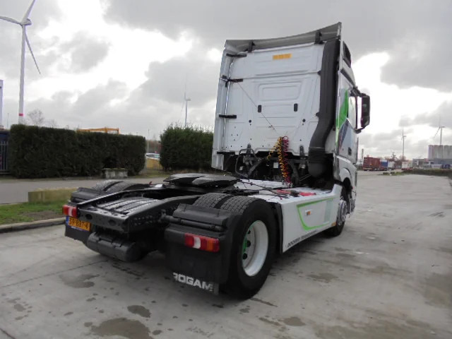 Mercedes-Benz Actros 1842 LS EUR6 - Trekkvogn: bilde 4 Mercedes-Benz Actros 1842 LS EUR6 - Trekkvogn: bilde 4