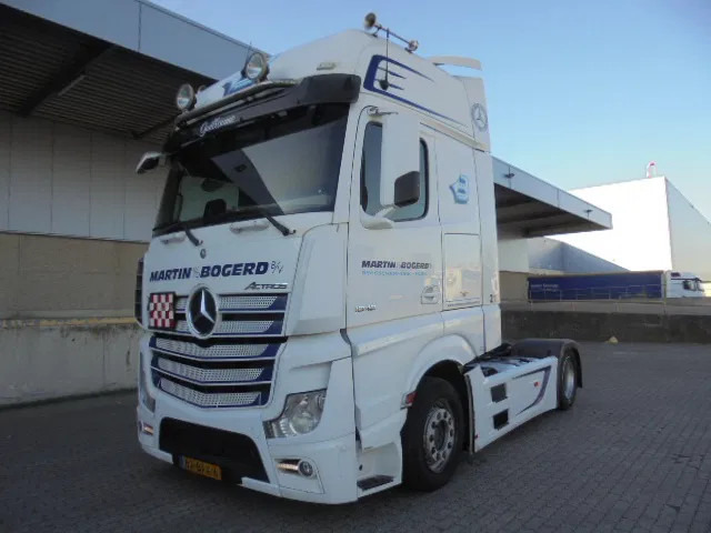 Mercedes-Benz Actros 1842 LS NL TRUCK - Trekkvogn: bilde 1 Mercedes-Benz Actros 1842 LS NL TRUCK - Trekkvogn: bilde 1