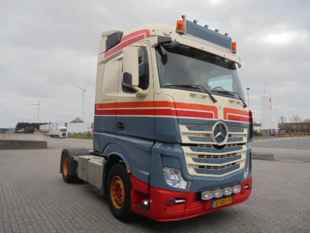 Mercedes-Benz Actros 1845 LS NL TRUCK - Trekkvogn: bilde 3 Mercedes-Benz Actros 1845 LS NL TRUCK - Trekkvogn: bilde 3