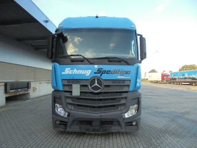 Mercedes-Benz Actros 1845 LS VOITH TRUCK BELGIUM - Trekkvogn: bilde 2 Mercedes-Benz Actros 1845 LS VOITH TRUCK BELGIUM - Trekkvogn: bilde 2