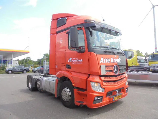 Mercedes-Benz Actros 2343 6X2 VOORLOOPAS - Trekkvogn: bilde 3 Mercedes-Benz Actros 2343 6X2 VOORLOOPAS - Trekkvogn: bilde 3