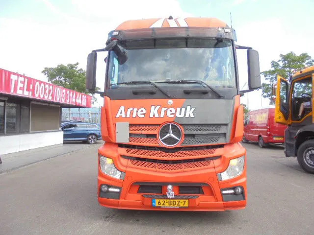Mercedes-Benz Actros 2343 6X2 VOORLOOPAS - Trekkvogn: bilde 2 Mercedes-Benz Actros 2343 6X2 VOORLOOPAS - Trekkvogn: bilde 2