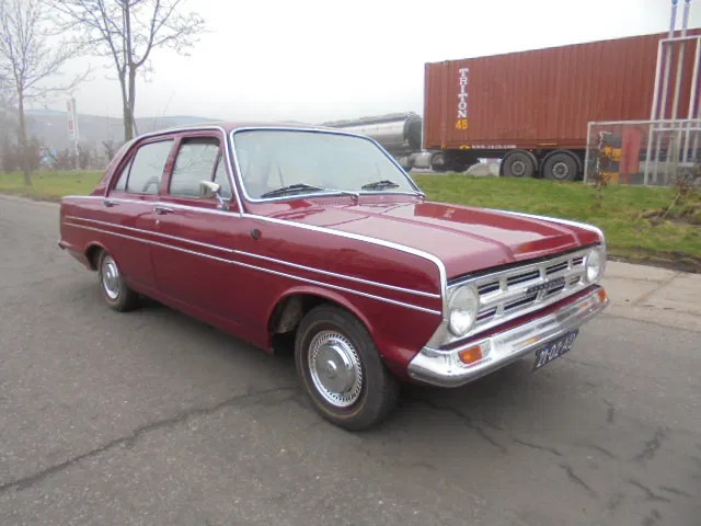 Vauxhall VX 4.90 - Sedan: bilde 4 Vauxhall VX 4.90 - Sedan: bilde 4