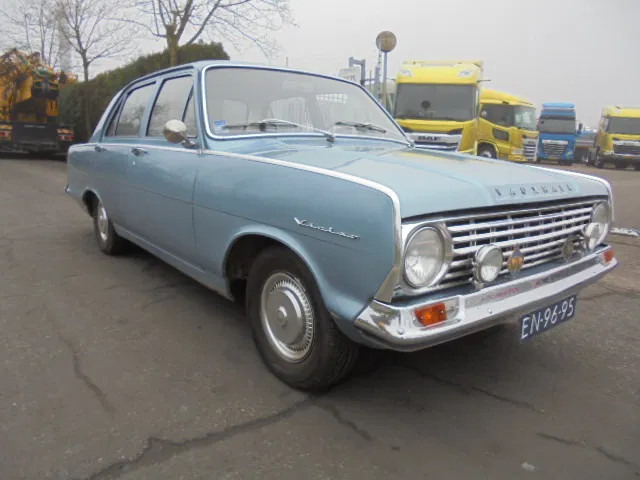Vauxhall Victor 101 SUPER - Sedan: bilde 4 Vauxhall Victor 101 SUPER - Sedan: bilde 4