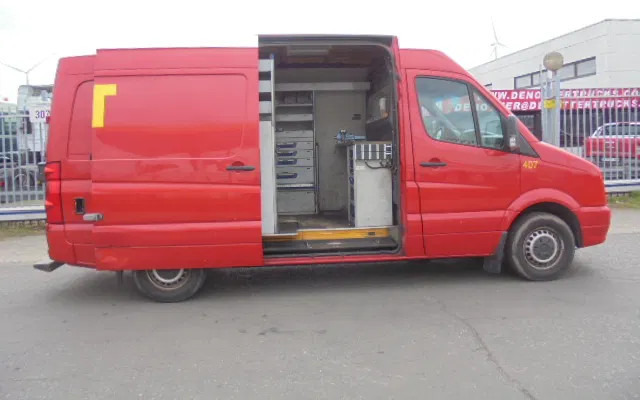 Volkswagen Crafter 35 BESTEL L2 H2 2.5 TDI 80 KW SERVICE CAR COMPLEET - Kassebil: bilde 3 Volkswagen Crafter 35 BESTEL L2 H2 2.5 TDI 80 KW SERVICE CAR COMPLEET - Kassebil: bilde 3