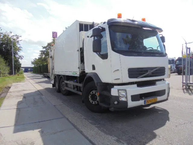 Volvo FE 240 - Søppelbil: bilde 2 Volvo FE 240 - Søppelbil: bilde 2