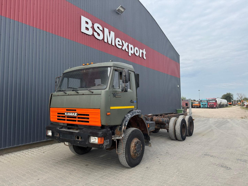 Kamaz 65111, 6x6 - Chassis lastebil: bilde 1 Kamaz 65111, 6x6 - Chassis lastebil: bilde 1