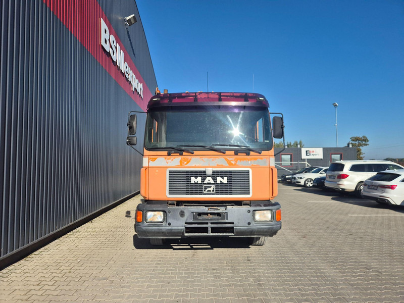 MAN 18.262 - Søppelbil: bilde 2 MAN 18.262 - Søppelbil: bilde 2