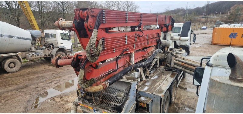 Renault Kerax 420 + COIME PDF 33.5 E - Betongpumpe: bilde 5 Renault Kerax 420 + COIME PDF 33.5 E - Betongpumpe: bilde 5
