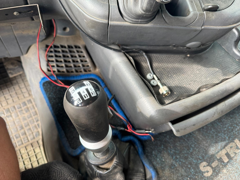 Scania 114 L 380 - Trekkvogn: bilde 5 Scania 114 L 380 - Trekkvogn: bilde 5