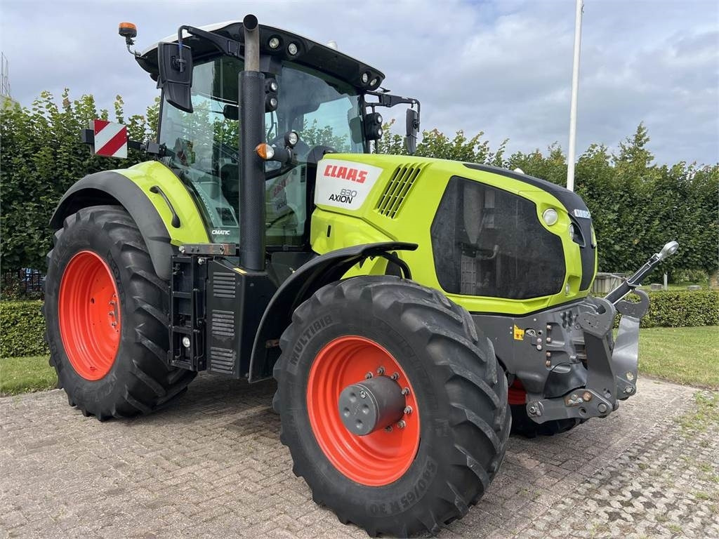 Claas Axion 830 - Traktor: bilde 3 Claas Axion 830 - Traktor: bilde 3