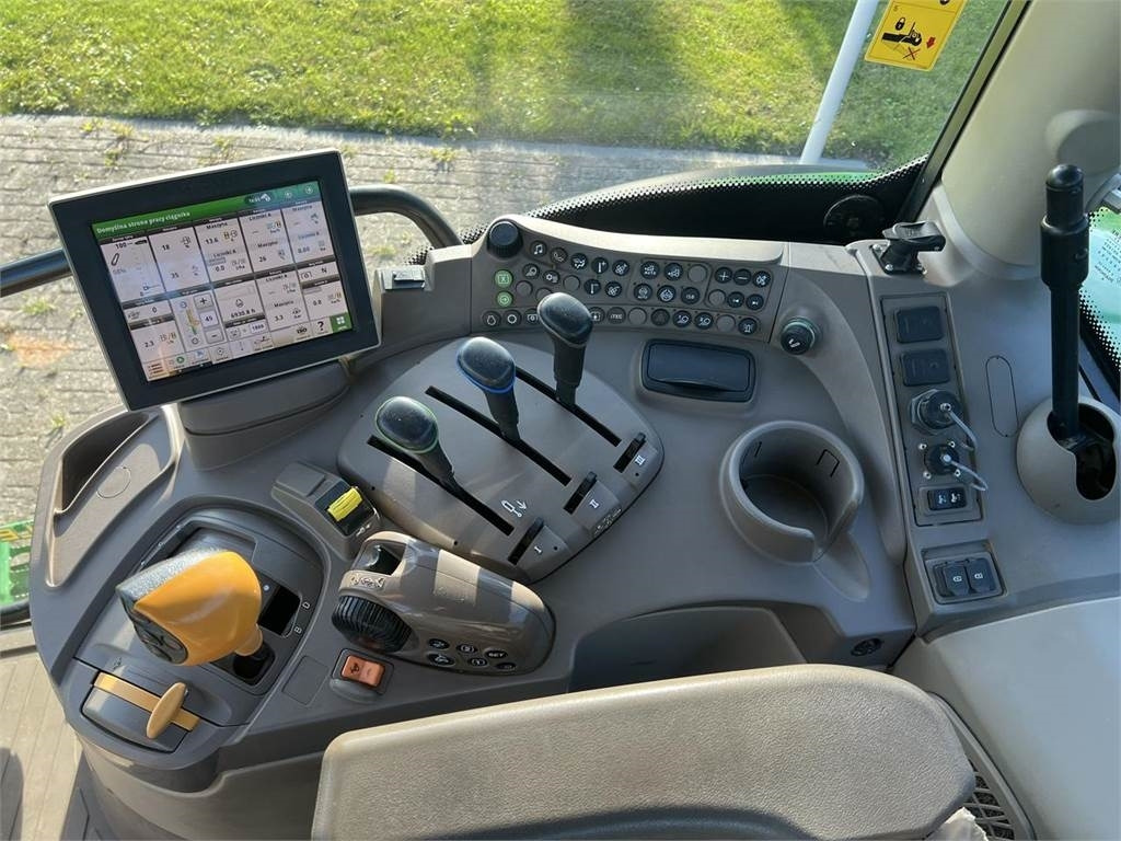 Traktor John Deere 6145R: bilde 14
