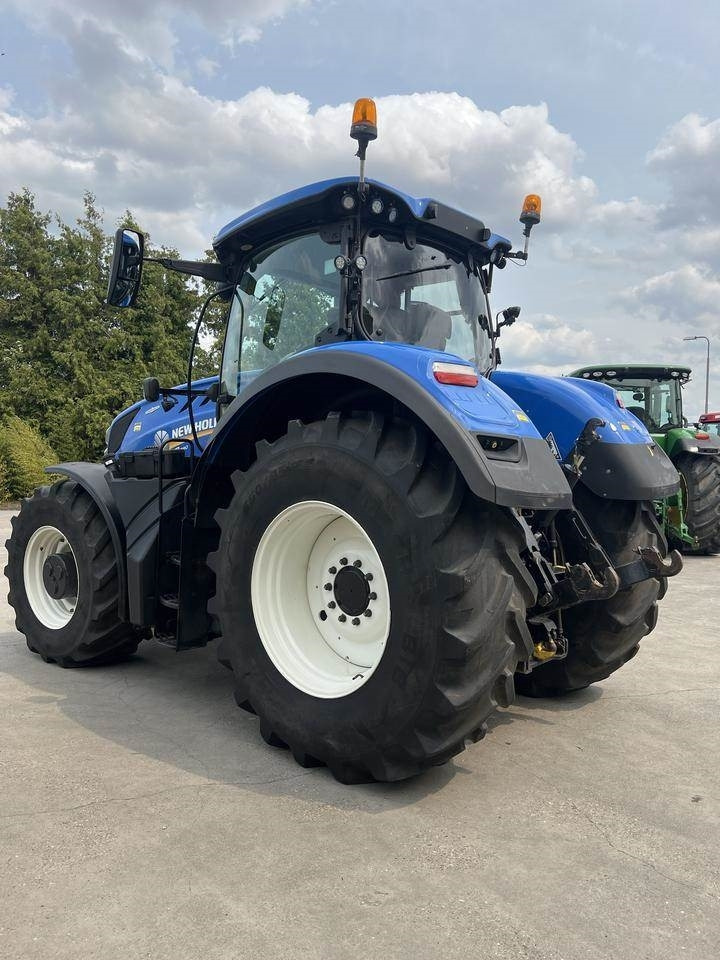 New Holland T 7.290 AC HD - Traktor: bilde 2 New Holland T 7.290 AC HD - Traktor: bilde 2