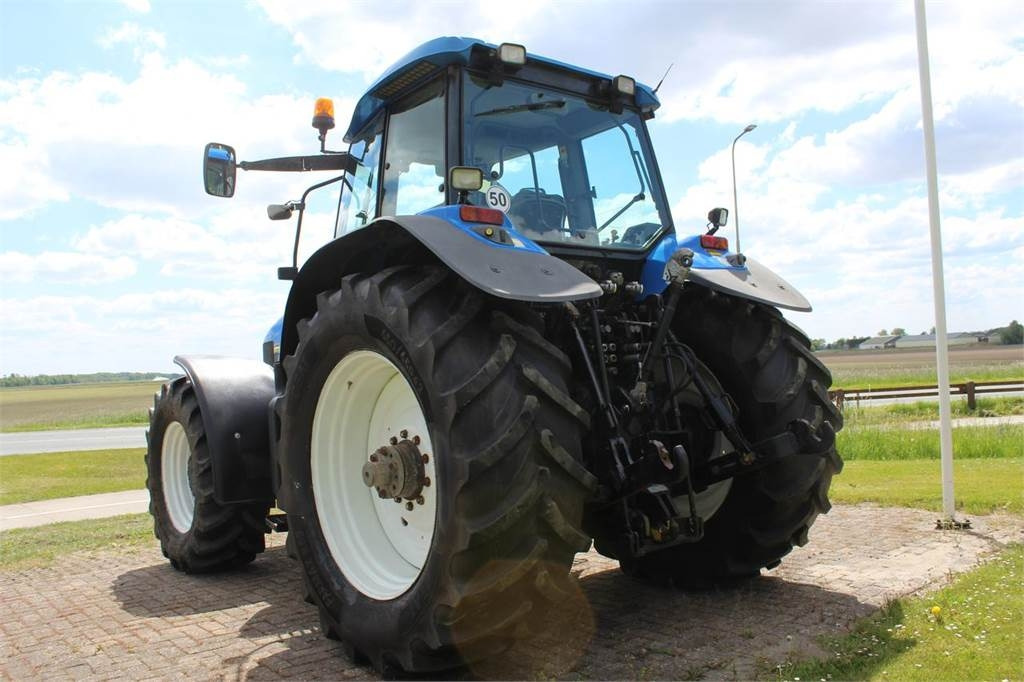 New Holland TM175 - Traktor: bilde 3 New Holland TM175 - Traktor: bilde 3