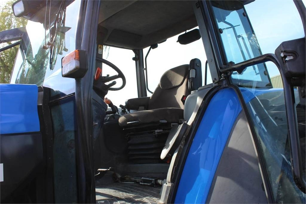 Traktor New Holland TM175: bilde 8