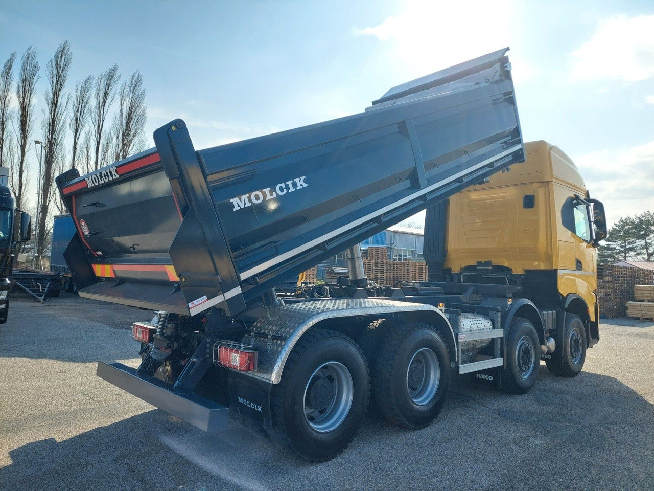 Iveco AS360X53Z Stralis X-WAY 8x4 Bordmatik - Tippbil: bilde 4 Iveco AS360X53Z Stralis X-WAY 8x4 Bordmatik - Tippbil: bilde 4