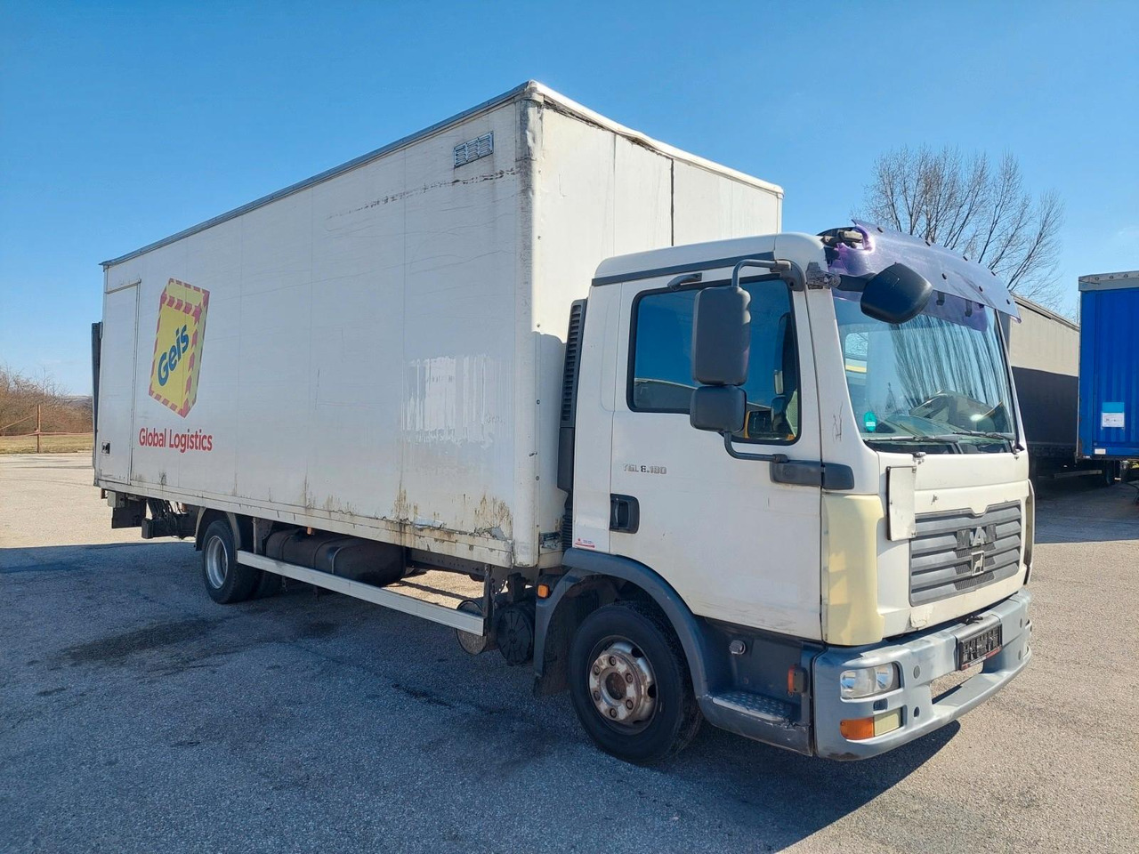 MAN TGL 7.180 4X2 BL - Varebil med skap: bilde 2 MAN TGL 7.180 4X2 BL - Varebil med skap: bilde 2