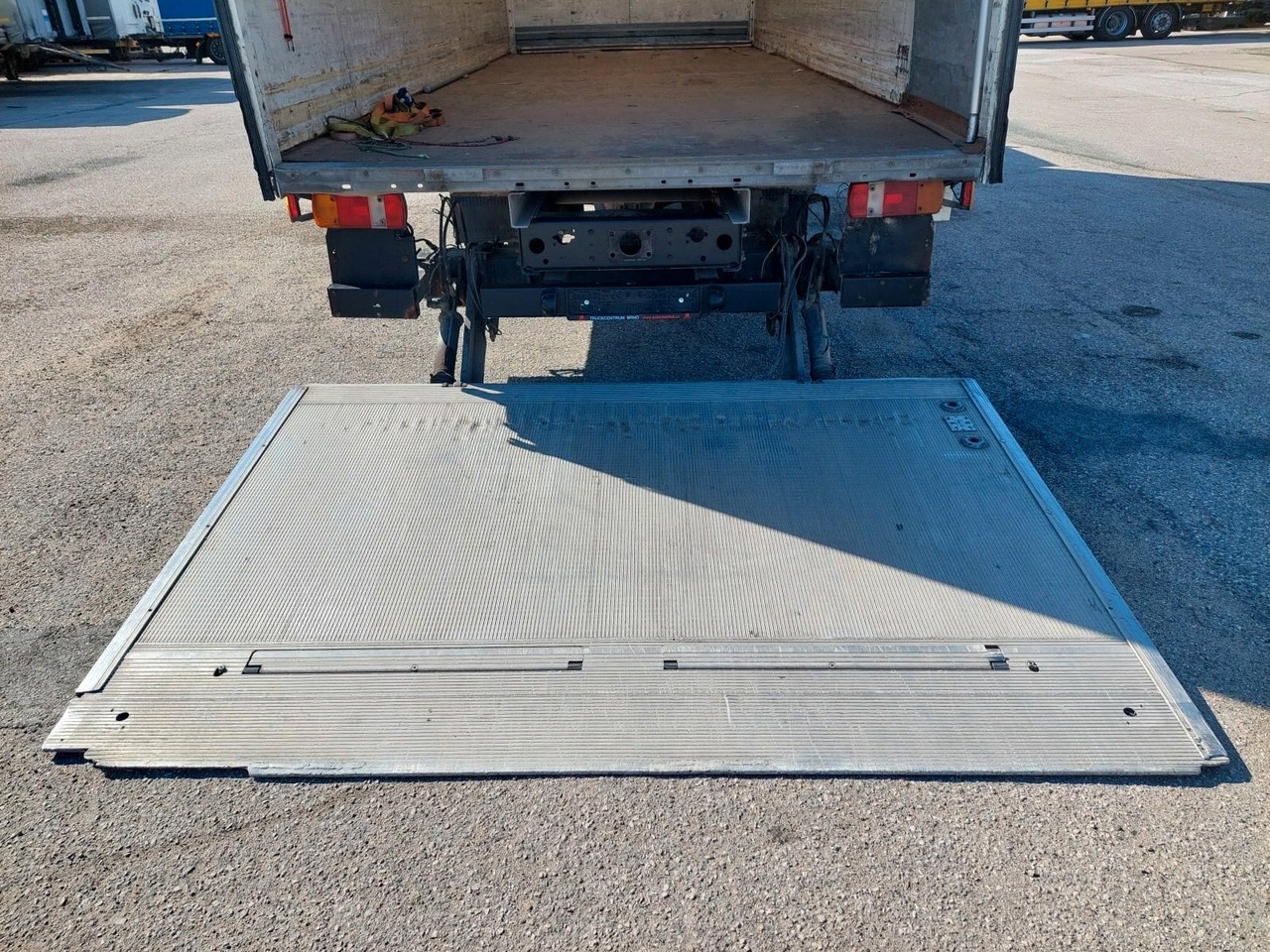 MAN TGL 7.180 4X2 BL - Varebil med skap: bilde 5 MAN TGL 7.180 4X2 BL - Varebil med skap: bilde 5