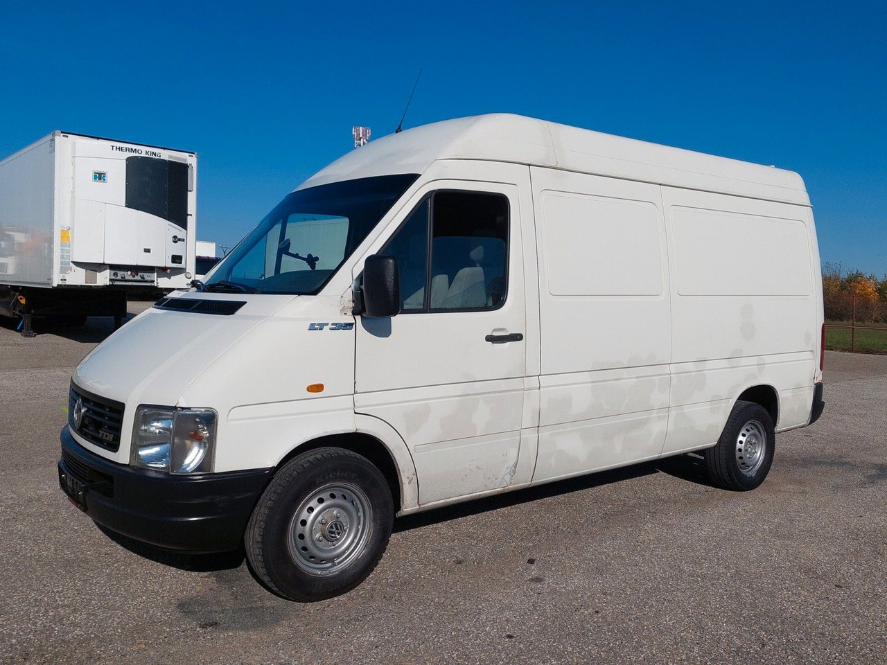Volkswagen LT Kasten-Kombi 35 L2H2 Hochraum - Varebil med skap: bilde 1 Volkswagen LT Kasten-Kombi 35 L2H2 Hochraum - Varebil med skap: bilde 1