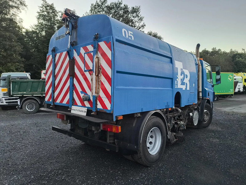 DAF CF 75.250 DRIVING CONDITION - SWEEPER NEEDS REPAIRMENT - Feiebil: bilde 5 DAF CF 75.250 DRIVING CONDITION - SWEEPER NEEDS REPAIRMENT - Feiebil: bilde 5