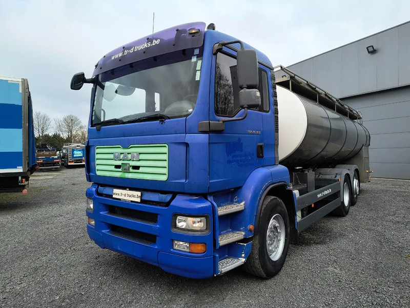 MAN TGA 26.360 INSULATED INOX TANK - 2 COMP - AIRCO - LIFT/STEERING AXLE - Tankbil: bilde 1 MAN TGA 26.360 INSULATED INOX TANK - 2 COMP - AIRCO - LIFT/STEERING AXLE - Tankbil: bilde 1