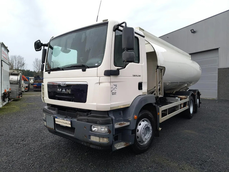 MAN TGM 26.340 19000L FUEL/CARBURANT - 4 COMP - Tankbil: bilde 1 MAN TGM 26.340 19000L FUEL/CARBURANT - 4 COMP - Tankbil: bilde 1