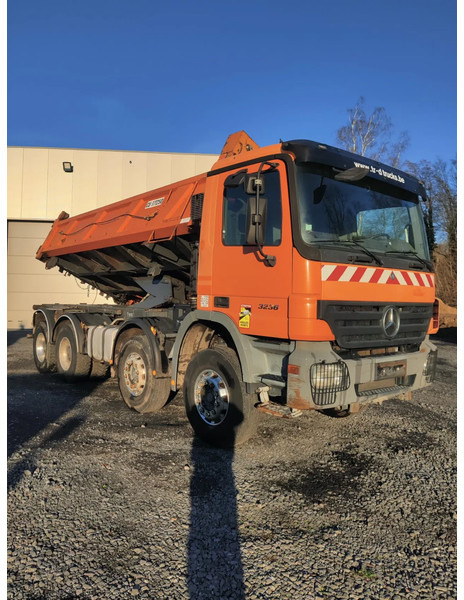 Leie Mercedes-Benz Actros 3236 8X4 - 2 SIDE TIPPER/BI-BENNE Mercedes-Benz Actros 3236 8X4 - 2 SIDE TIPPER/BI-BENNE: bilde 14