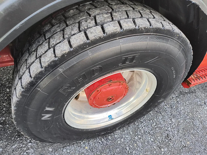 Leie Mercedes-Benz Actros 3360 V8 CRANE HIAB 251S80 - 6X4 - V8 Mercedes-Benz Actros 3360 V8 CRANE HIAB 251S80 - 6X4 - V8: bilde 19 Leie Mercedes-Benz Actros 3360 V8 CRANE HIAB 251S80 - 6X4 - V8 Mercedes-Benz Actros 3360 V8 CRANE HIAB 251S80 - 6X4 - V8: bilde 19