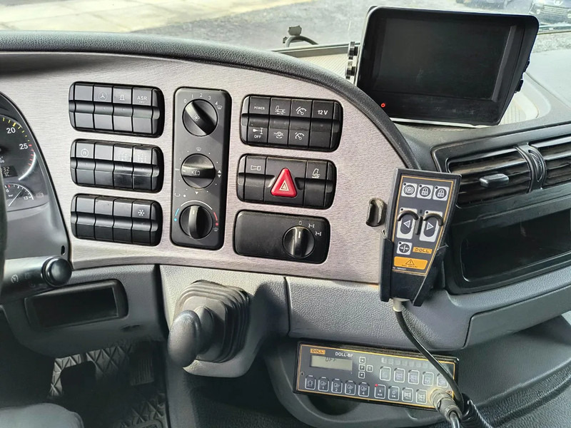 Leie Mercedes-Benz Actros 3360 V8 CRANE HIAB 251S80 - 6X4 - V8 Mercedes-Benz Actros 3360 V8 CRANE HIAB 251S80 - 6X4 - V8: bilde 11 Leie Mercedes-Benz Actros 3360 V8 CRANE HIAB 251S80 - 6X4 - V8 Mercedes-Benz Actros 3360 V8 CRANE HIAB 251S80 - 6X4 - V8: bilde 11