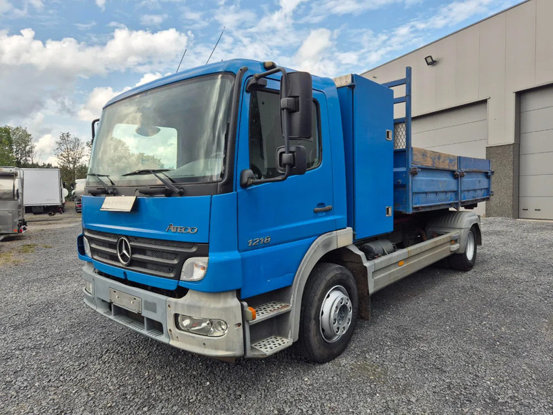 Mercedes-Benz Atego 1218 HOOK SYSTEM + CONTAINER INCLUDED (!) - Krokbil: bilde 1 Mercedes-Benz Atego 1218 HOOK SYSTEM + CONTAINER INCLUDED (!) - Krokbil: bilde 1