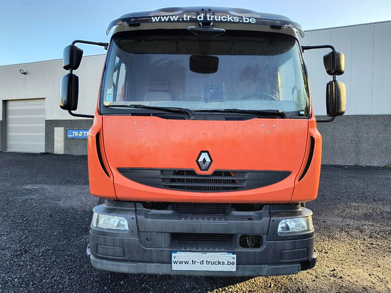 Renault Midlum 300 DXI 13500L CARBURANT / FUEL - 4 COMP - Tankbil: bilde 2 Renault Midlum 300 DXI 13500L CARBURANT / FUEL - 4 COMP - Tankbil: bilde 2