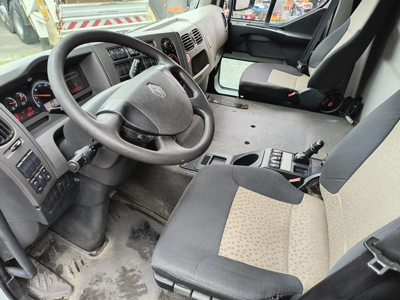 Interior photo 1: Leie Renault Premium 270 DXI FUEL | CARBURANT 13000L - 4 COMP Renault Premium 270 DXI FUEL | CARBURANT 13000L - 4 COMP