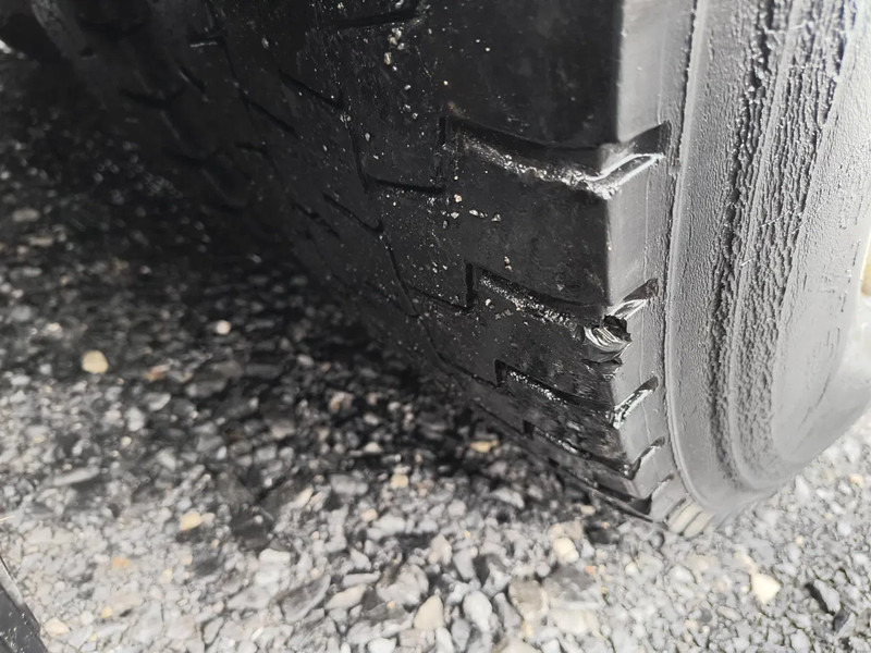 Tankbil for transport av drivstoff Renault Premium 320 FUEL / CARBURANT 18000L - 5 COMP: bilde 16