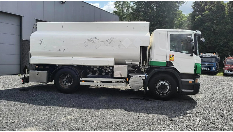 Scania P280 MANUAL GEARBOX- TANK 14000L- RETARDER - Tankbil: bilde 3 Scania P280 MANUAL GEARBOX- TANK 14000L- RETARDER - Tankbil: bilde 3
