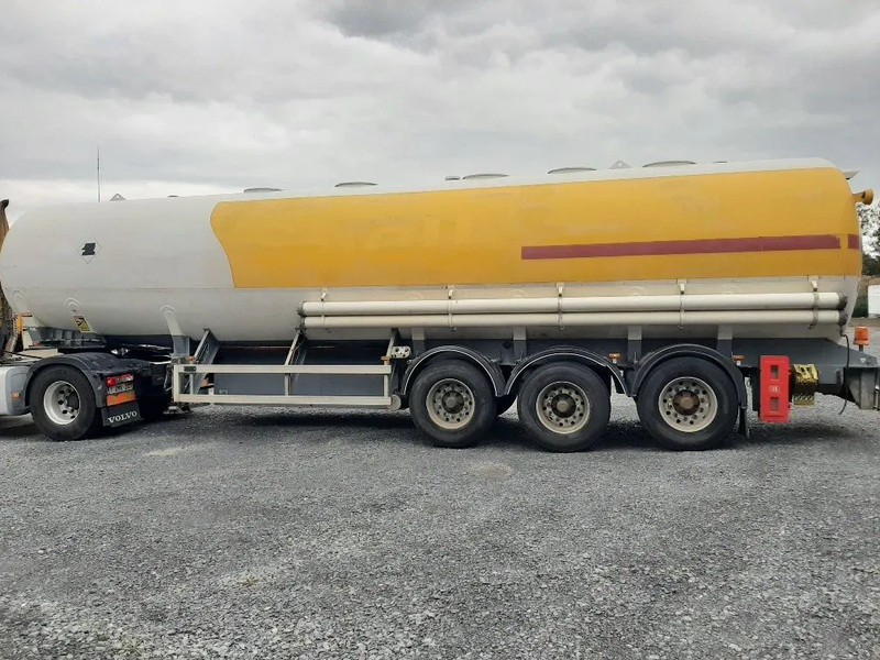 Stokota FUEL TANK 42000 L - 5 COMPARTMENTS - Tanksemi: bilde 4 Stokota FUEL TANK 42000 L - 5 COMPARTMENTS - Tanksemi: bilde 4