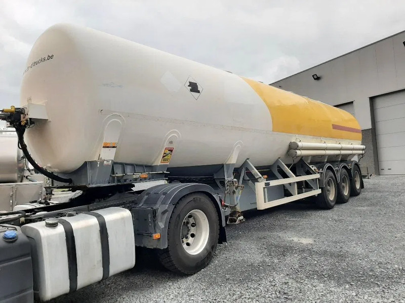 Stokota FUEL TANK 42000 L - 5 COMPARTMENTS - Tanksemi: bilde 1 Stokota FUEL TANK 42000 L - 5 COMPARTMENTS - Tanksemi: bilde 1