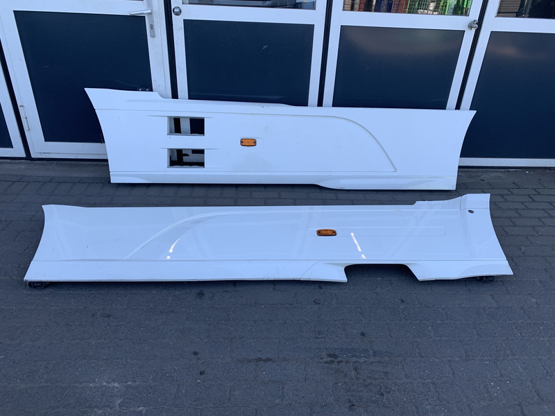 DAF XF106 - Karosseri og eksteriør for Lastebil: bilde 1 DAF XF106 - Karosseri og eksteriør for Lastebil: bilde 1