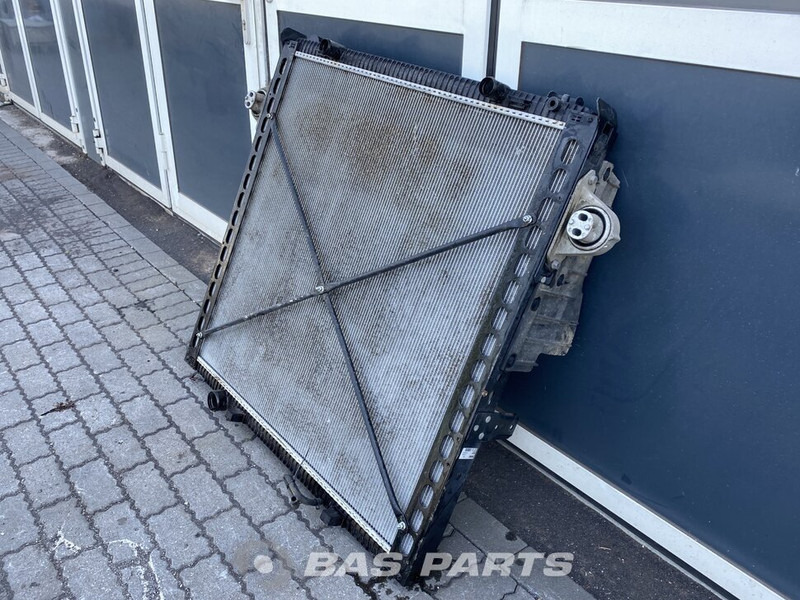 DAF XF106 Radiator DAF 1909449 - Radiator for Lastebil: bilde 4 DAF XF106 Radiator DAF 1909449 - Radiator for Lastebil: bilde 4