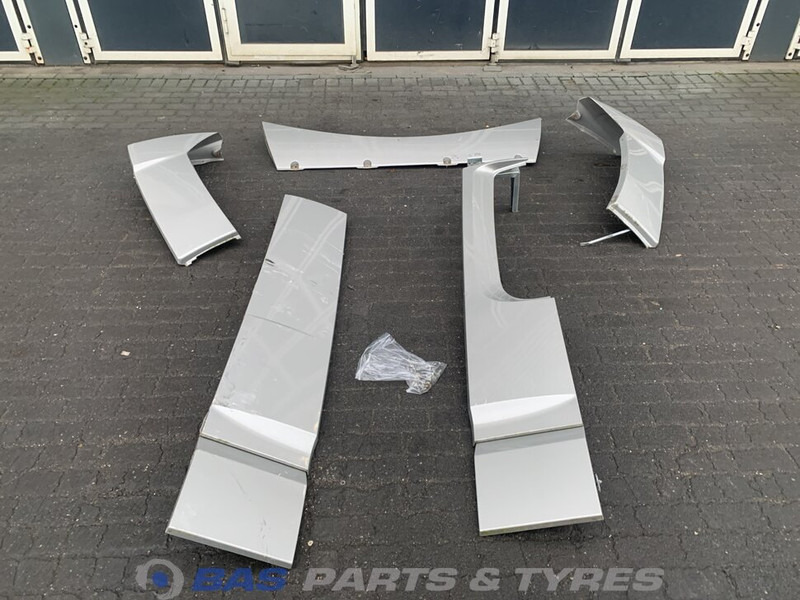 DAF XF106 Spoilerset DAF Super Space Cab L2H3 1836001 - Aerodynamikk/ Spoiler for Lastebil: bilde 1 DAF XF106 Spoilerset DAF Super Space Cab L2H3 1836001 - Aerodynamikk/ Spoiler for Lastebil: bilde 1
