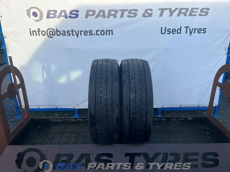 Goodyear Goodyear 315/70R22.5 156/150 M+S 3PMSF gebruikte set - Dekk for Lastebil: bilde 1 Goodyear Goodyear 315/70R22.5 156/150 M+S 3PMSF gebruikte set - Dekk for Lastebil: bilde 1