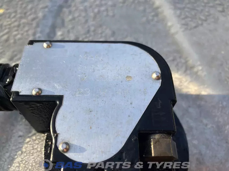 MAN Brandstoftank MAN 700 Liter 81122015710 - Drivstofftank for Lastebil: bilde 5 MAN Brandstoftank MAN 700 Liter 81122015710 - Drivstofftank for Lastebil: bilde 5