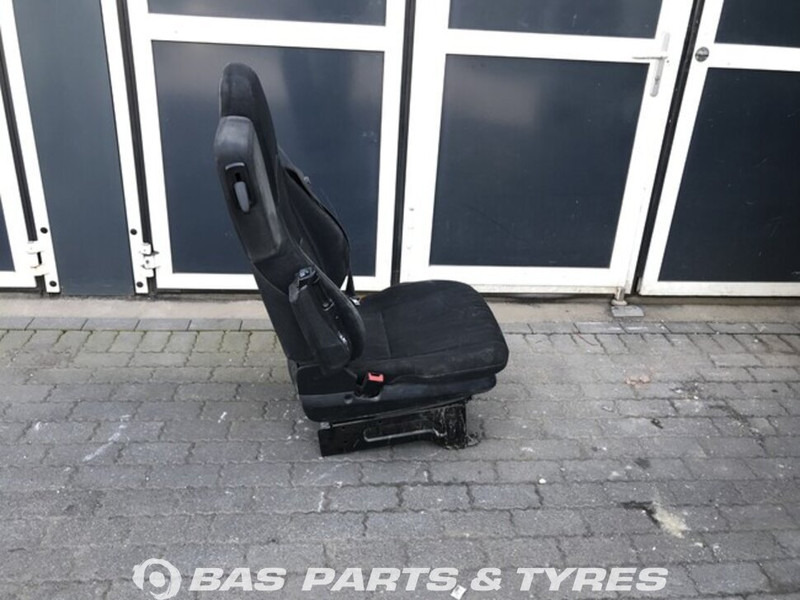 Mercedes-Benz Actros MP4 Chauffeursstoel Mercedes A 960 910 47 01 - Sete for Lastebil: bilde 2 Mercedes-Benz Actros MP4 Chauffeursstoel Mercedes A 960 910 47 01 - Sete for Lastebil: bilde 2
