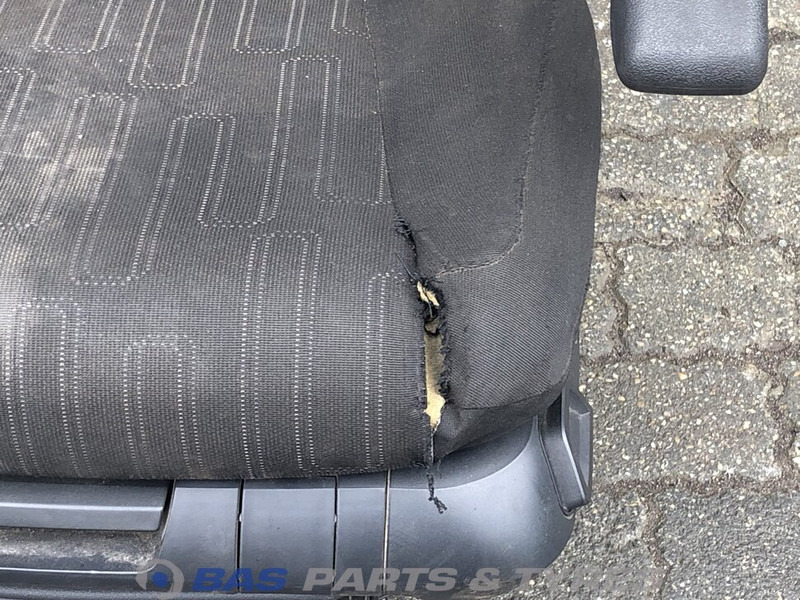 Mercedes-Benz Actros MP4 Chauffeursstoel Mercedes A 960 910 73 04 - Sete for Lastebil: bilde 5 Mercedes-Benz Actros MP4 Chauffeursstoel Mercedes A 960 910 73 04 - Sete for Lastebil: bilde 5