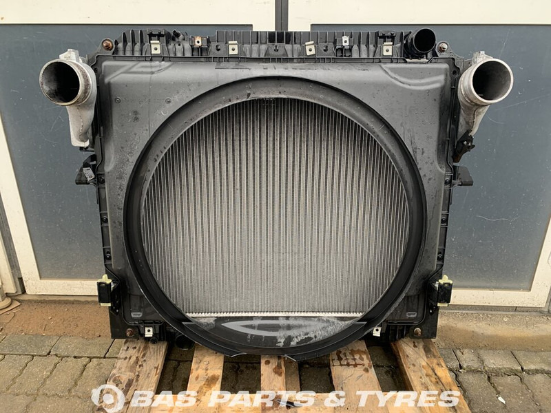 Mercedes-Benz Actros MP4 - Radiator for Lastebil: bilde 1 Mercedes-Benz Actros MP4 - Radiator for Lastebil: bilde 1