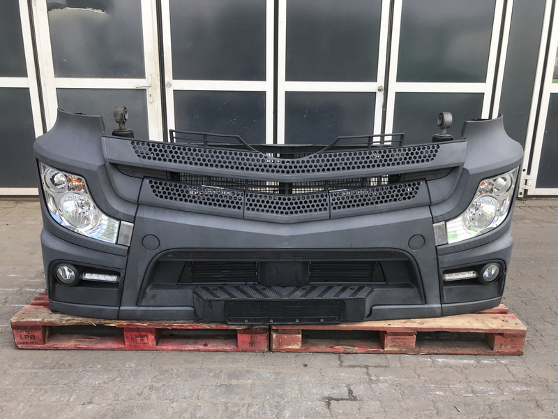 Mercedes-Benz Actros MP4 - Støtfanger for Lastebil: bilde 1 Mercedes-Benz Actros MP4 - Støtfanger for Lastebil: bilde 1